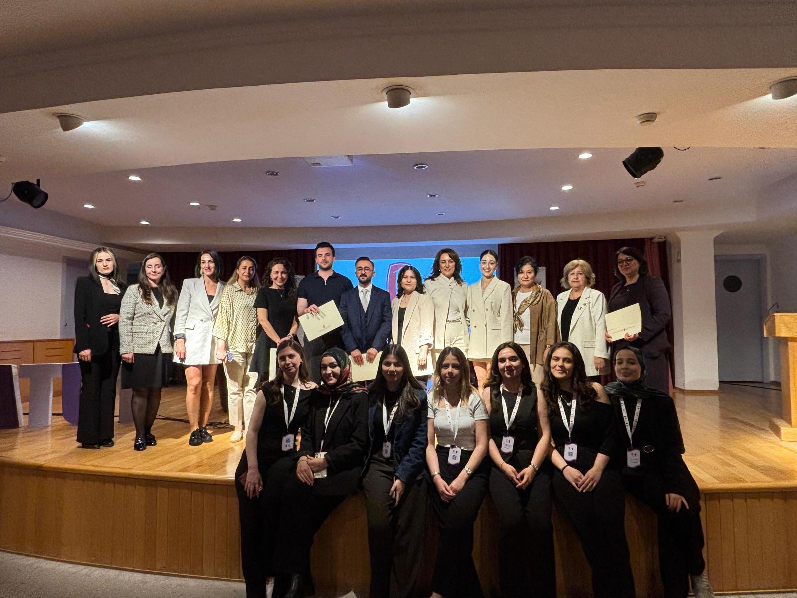 Aile ve Tüketici Topluluğu "Mezun Zirvesi 2026" Etkinliğini Başarıyla Tamamladı